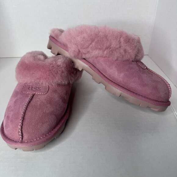 UGG  Slippers - Picture 7 of 10